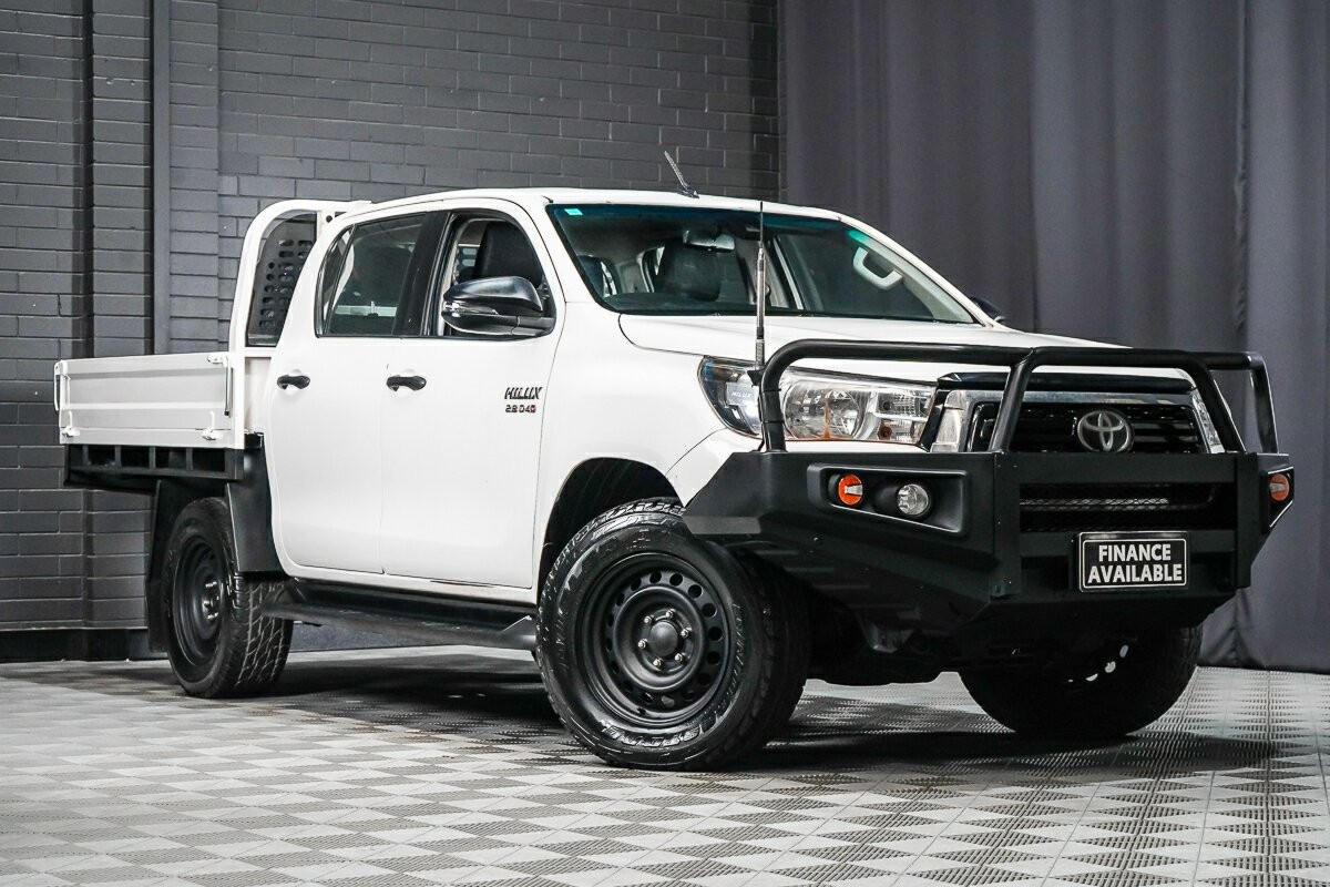 Toyota Hilux image 1