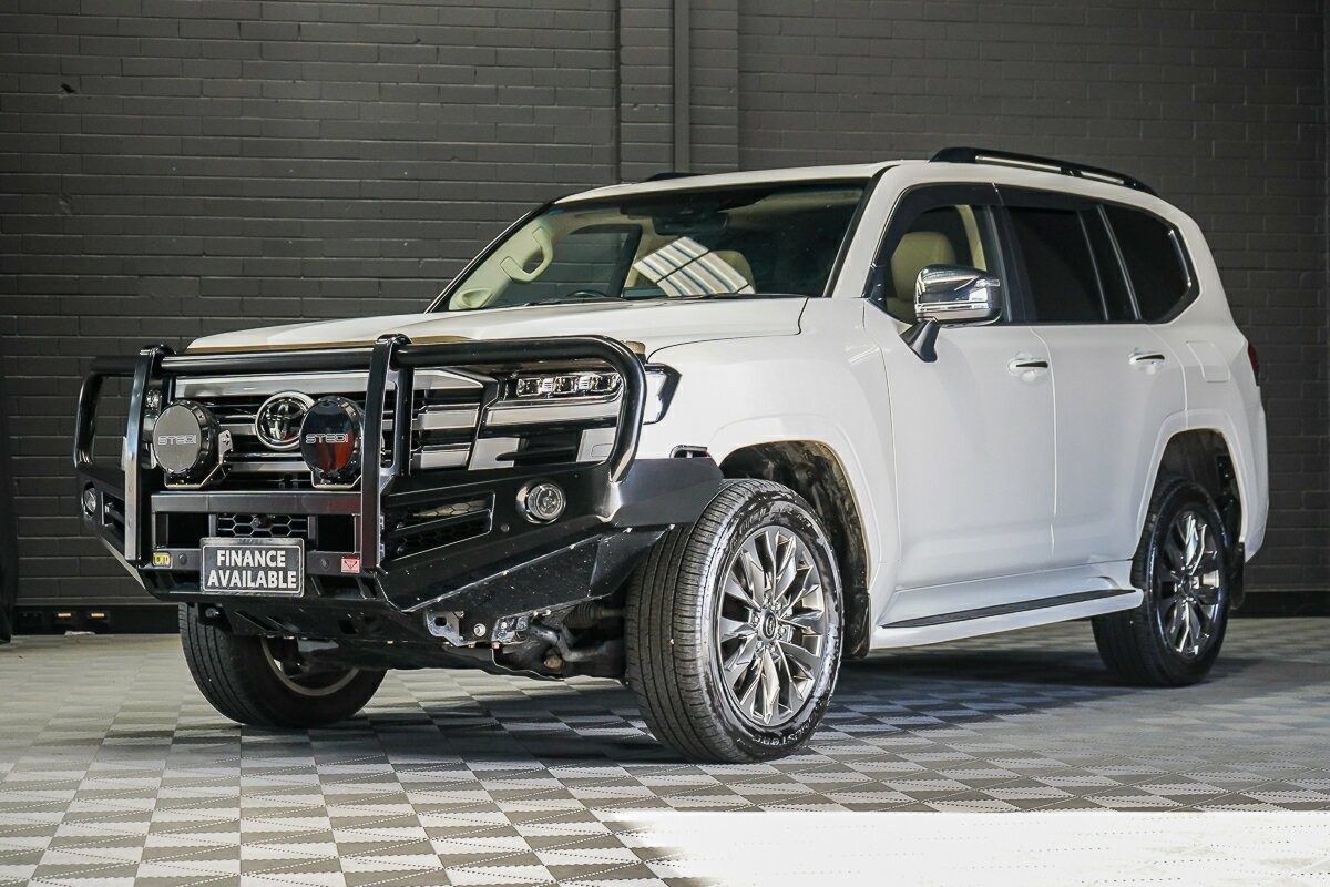Toyota Landcruiser image 4