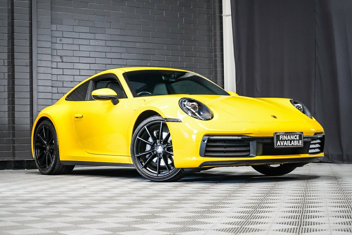Porsche 911 image 1