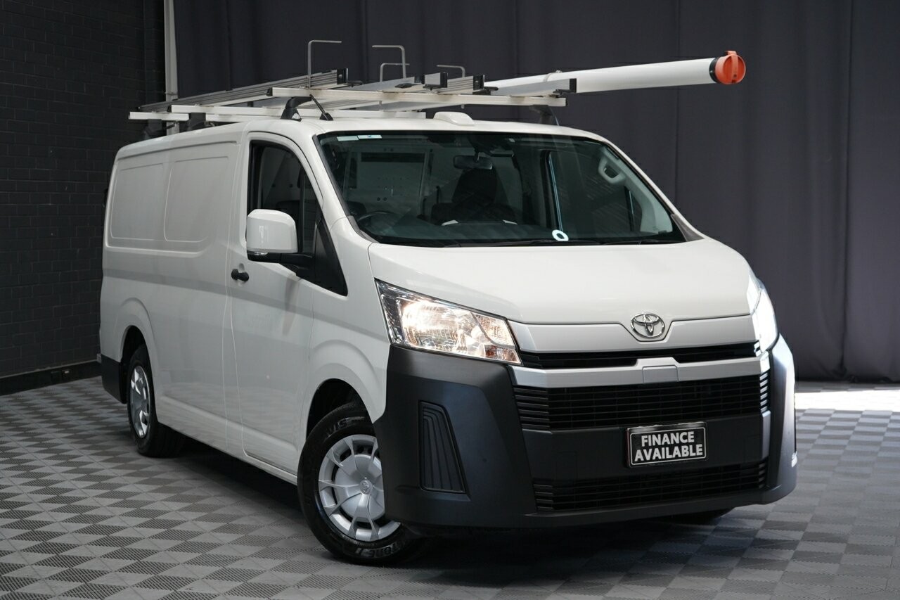 Toyota Hiace image 1