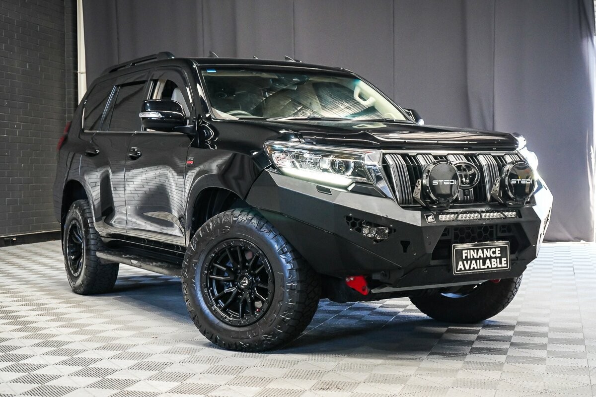 Toyota Landcruiser Prado image 1