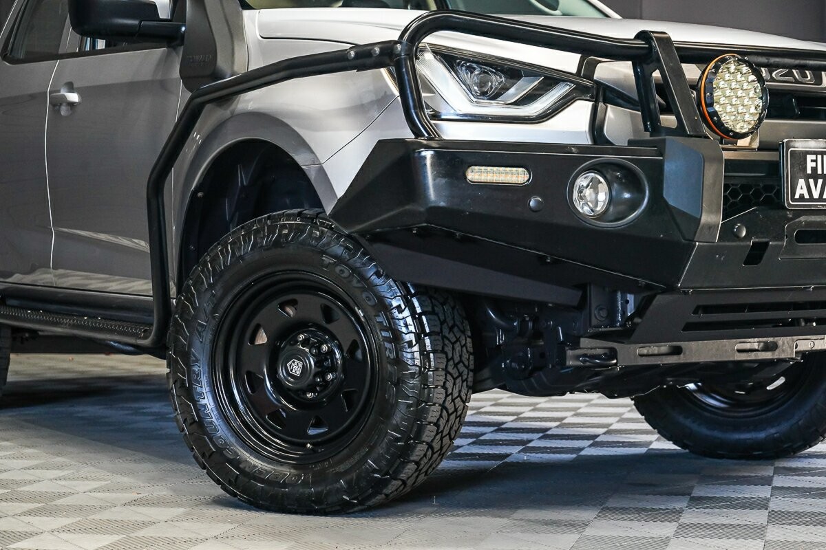 Isuzu D-max image 2