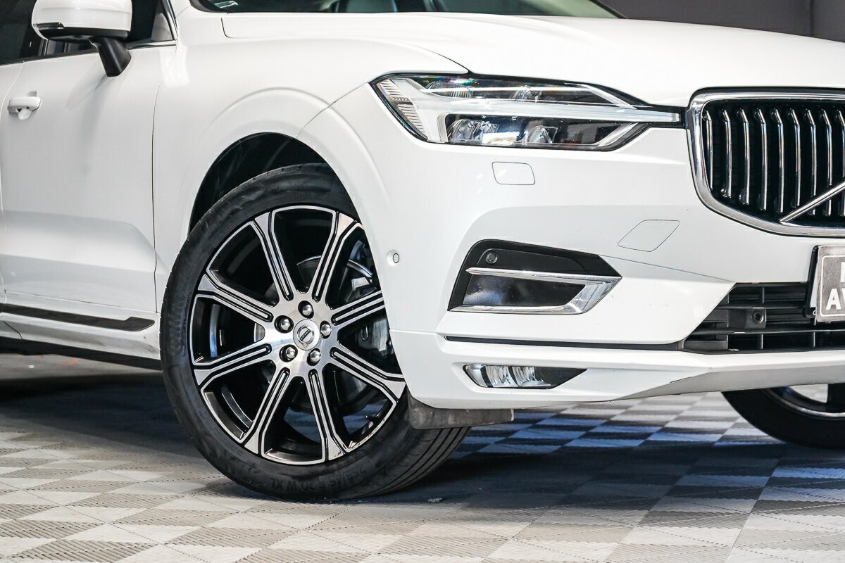 Volvo Xc60 image 2