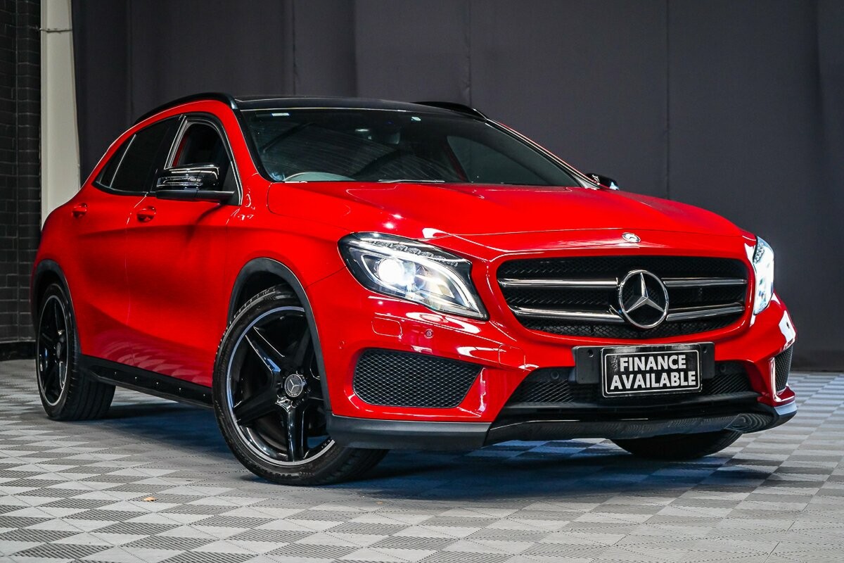 Mercedes Benz Gla-class image 1