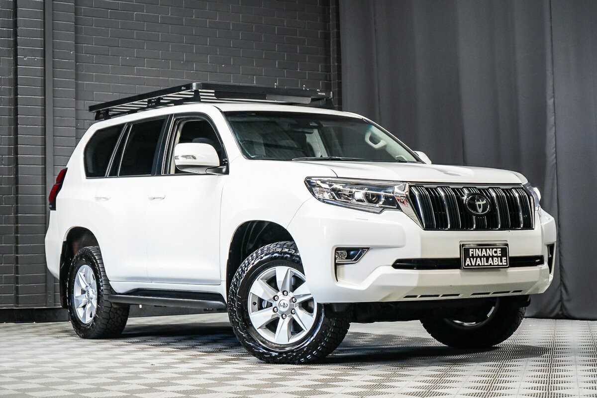 Toyota Landcruiser Prado image 1