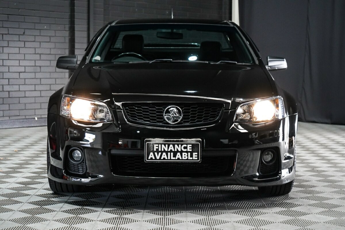 Holden Ute image 3