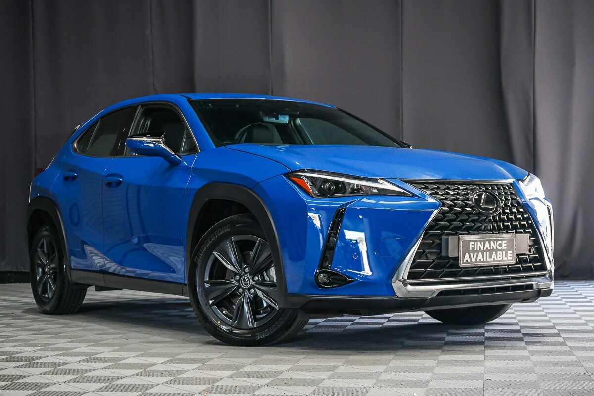 Lexus Ux image 1