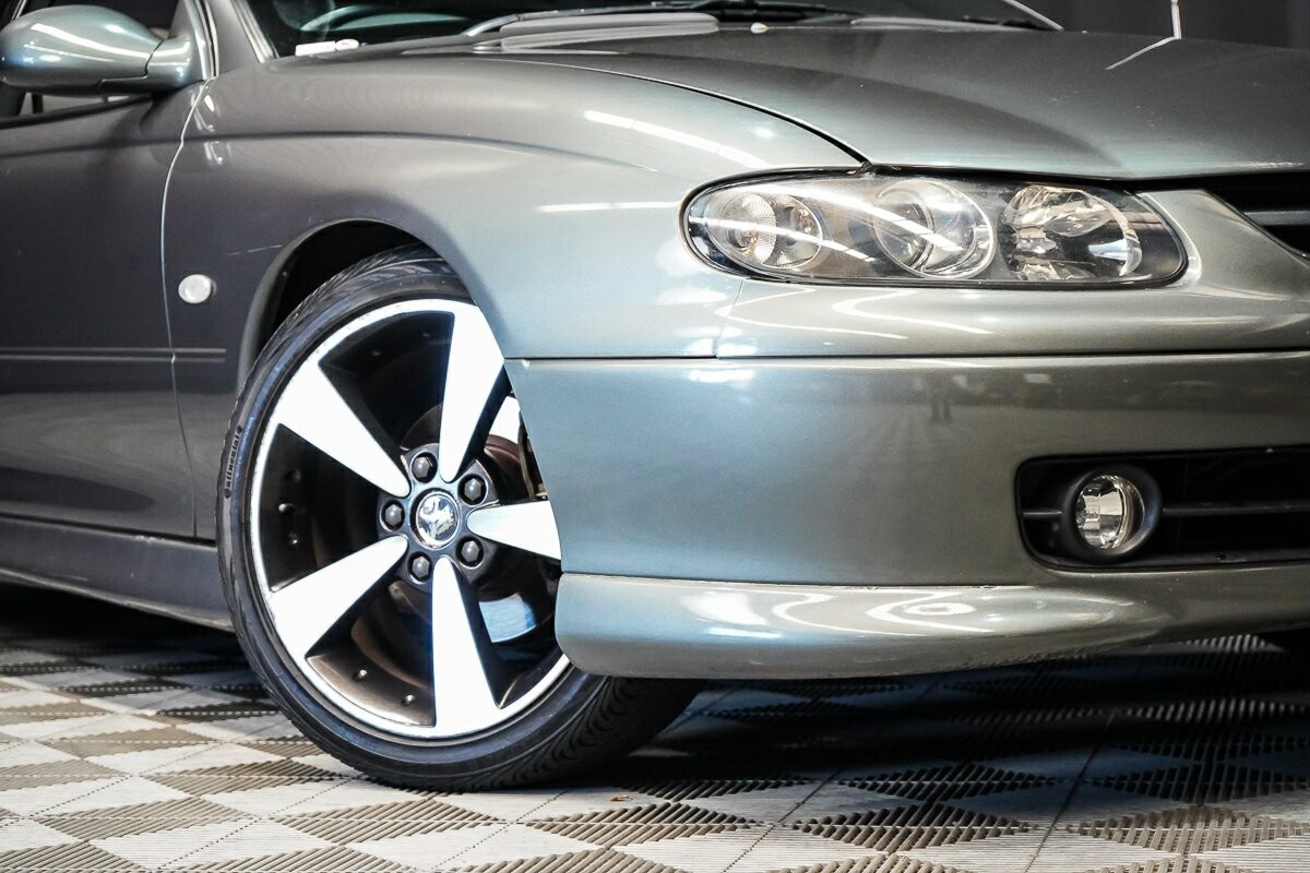 Holden Monaro image 2