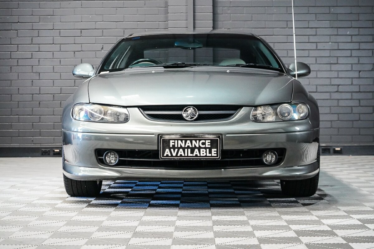 Holden Monaro image 3