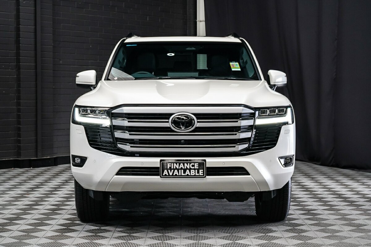 Toyota Landcruiser image 3