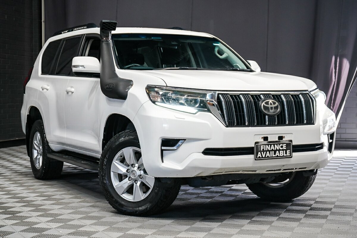 Toyota Landcruiser Prado image 1