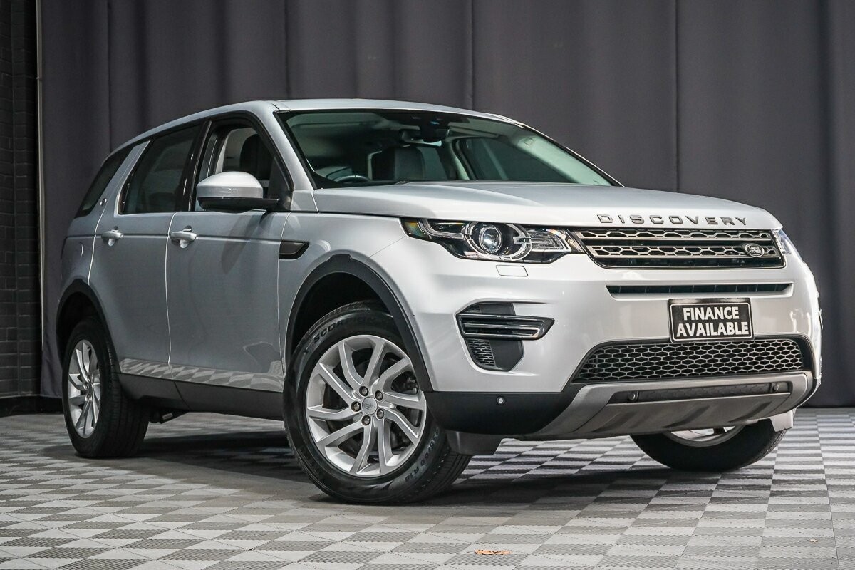 Land Rover Discovery Sport image 1