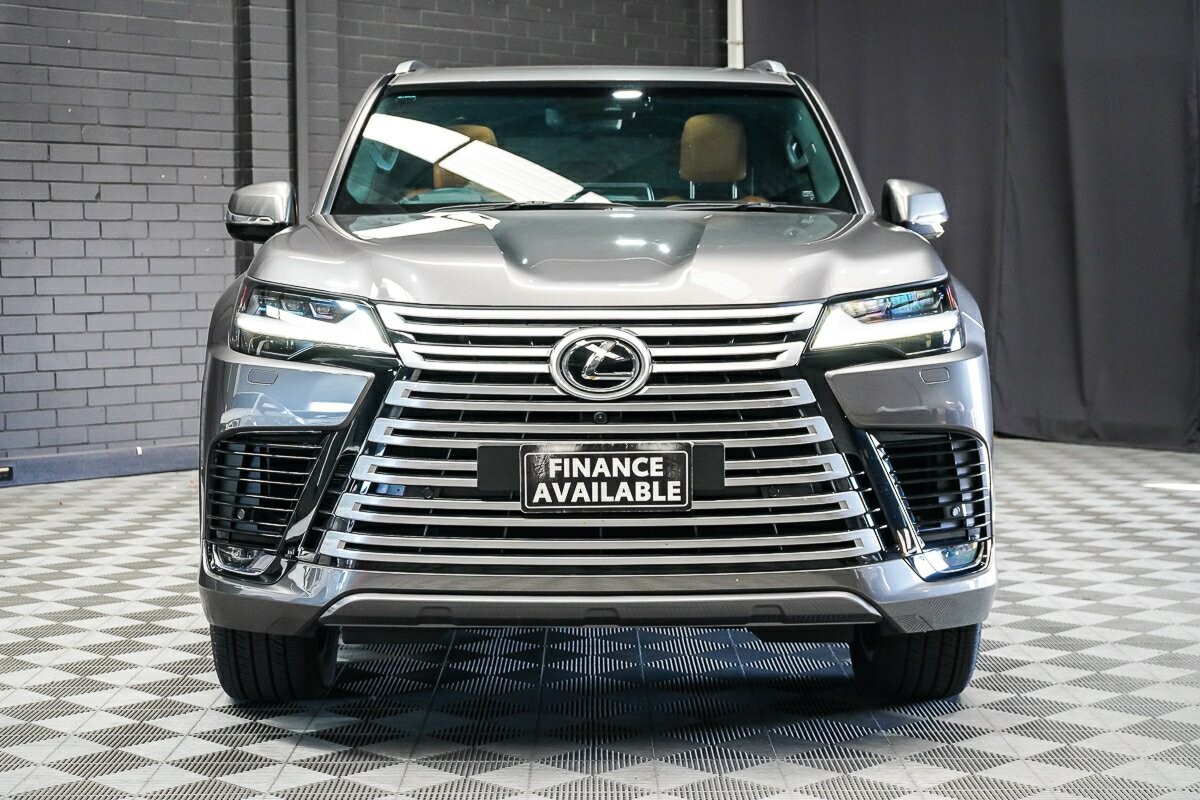 Lexus Lx image 3