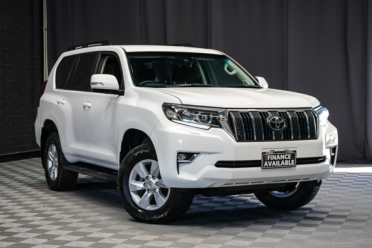 Toyota Landcruiser Prado image 1