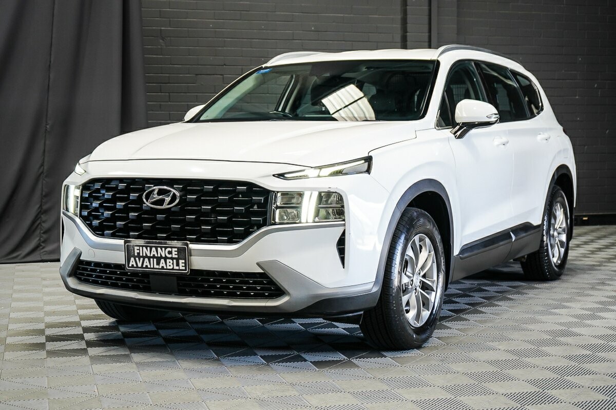 Hyundai Santa Fe image 4