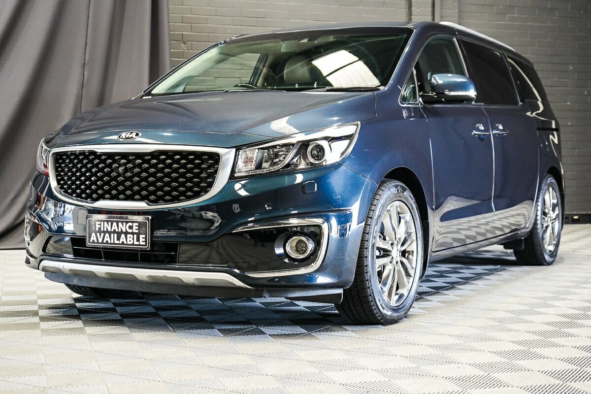 Kia Carnival image 4
