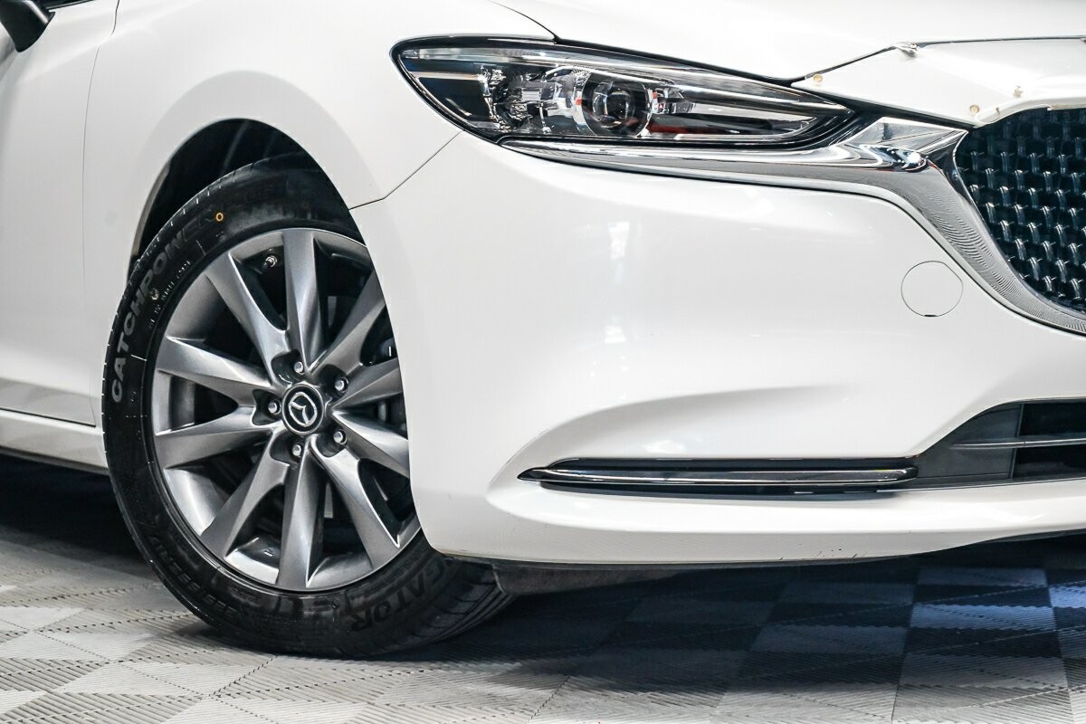 Mazda 6 image 2