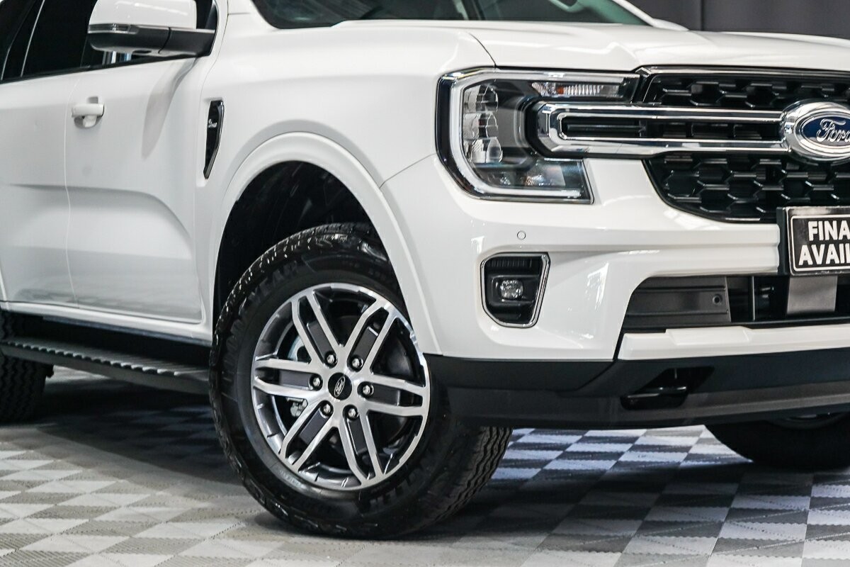 Ford Everest image 2
