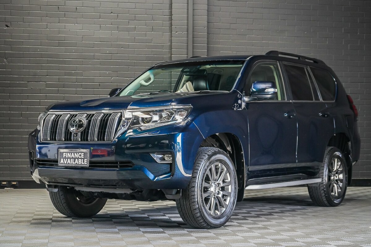 Toyota Landcruiser Prado image 4