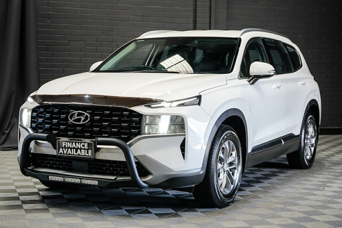 Hyundai Santa Fe image 4