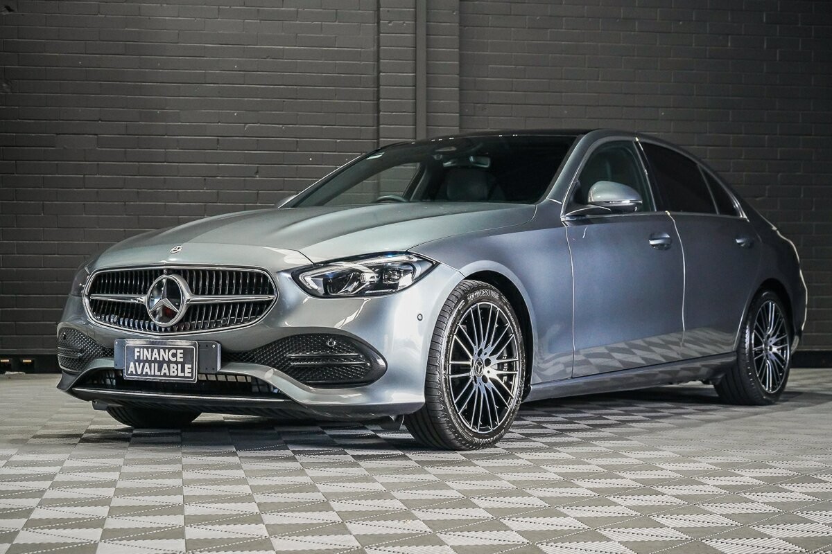 Mercedes Benz C-class image 4