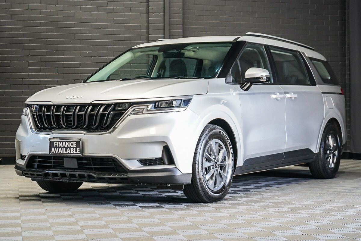 Kia Carnival image 4
