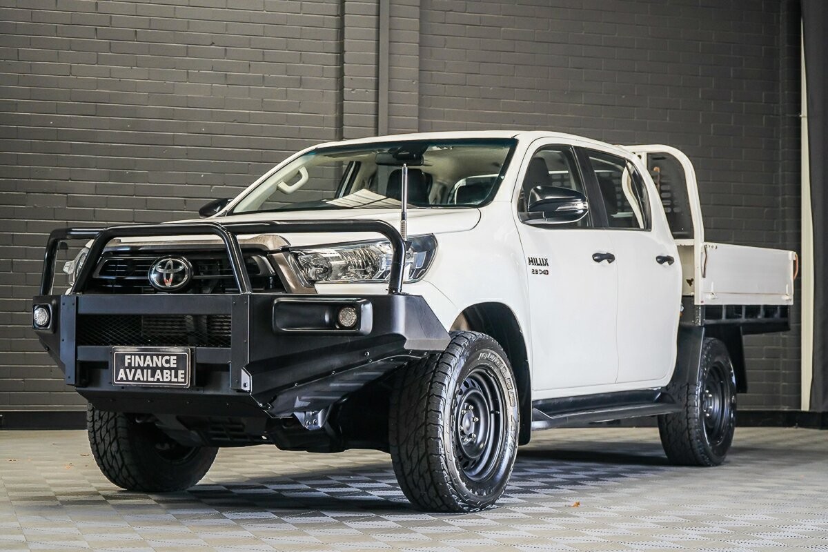 Toyota Hilux image 4