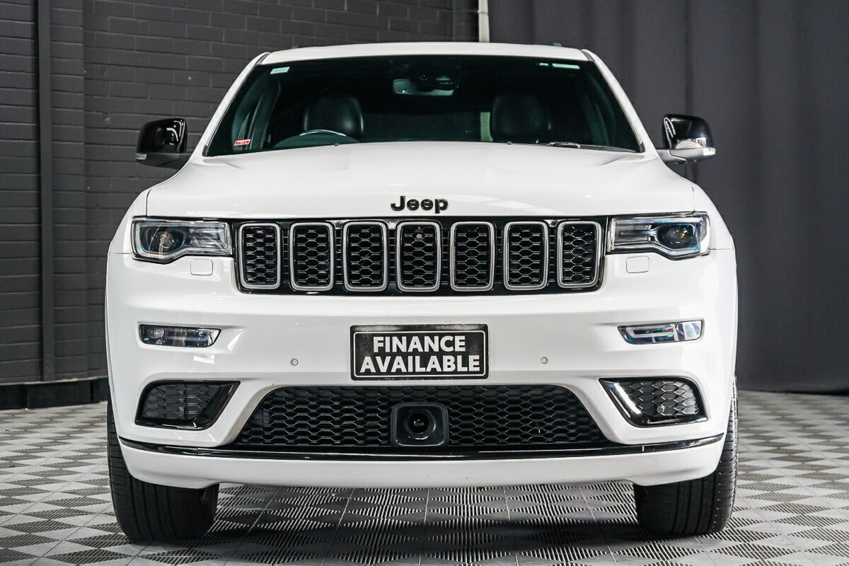 Jeep Grand Cherokee image 3