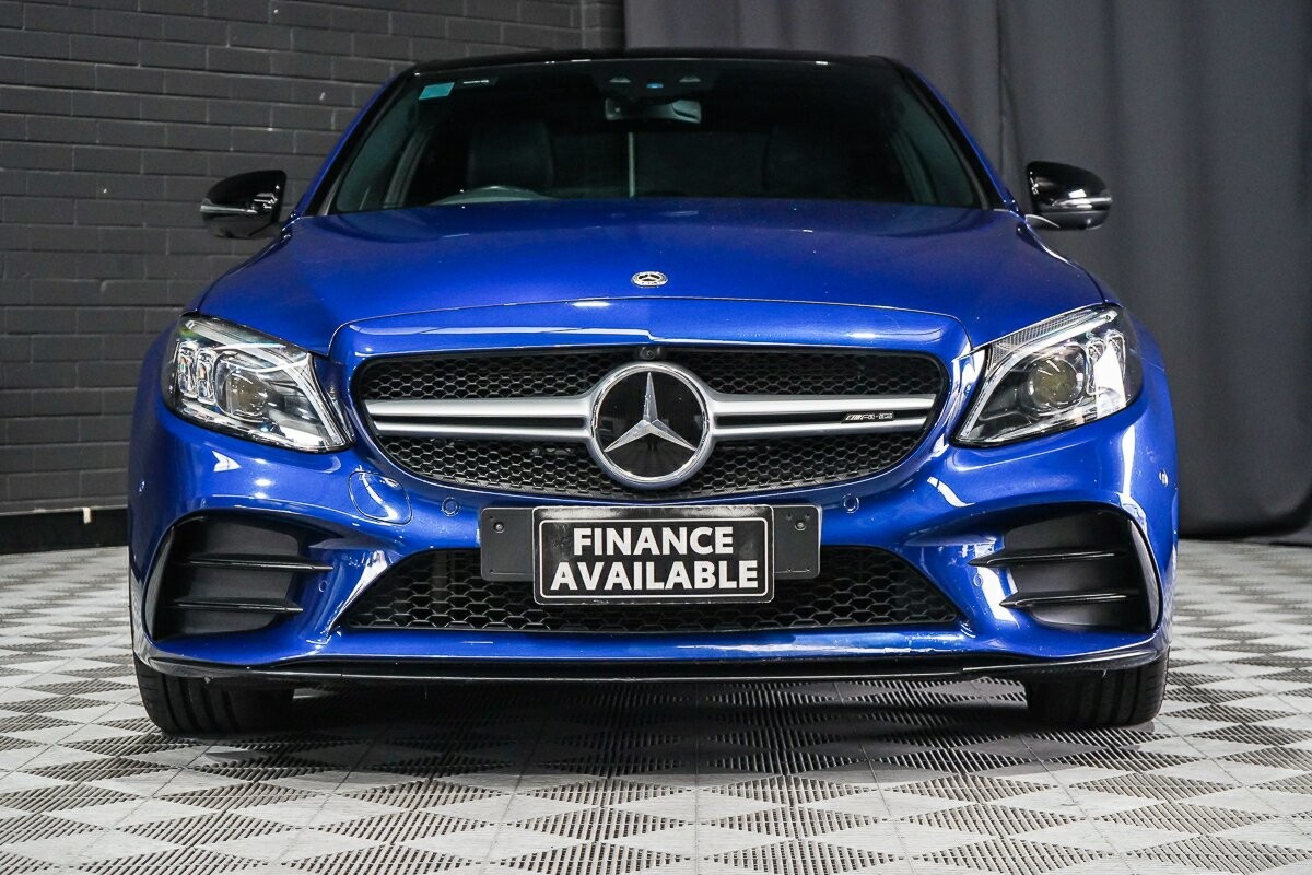 Mercedes Benz C-class image 3