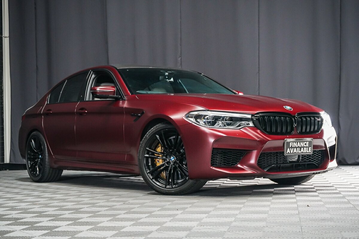 BMW M5 image 1