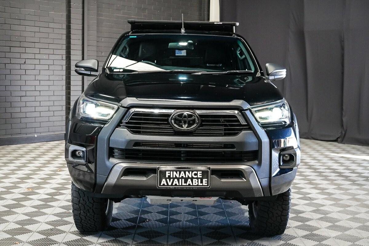 Toyota Hilux image 3
