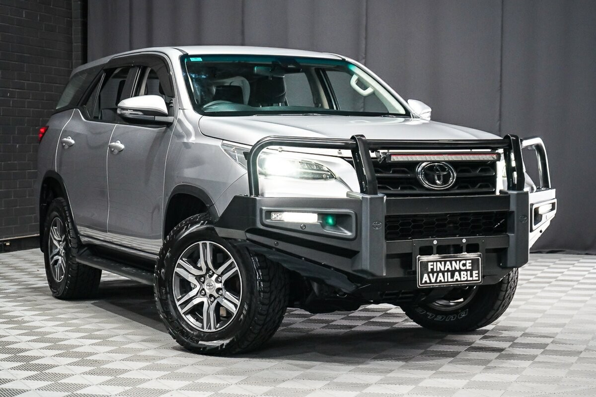 Toyota Fortuner image 1