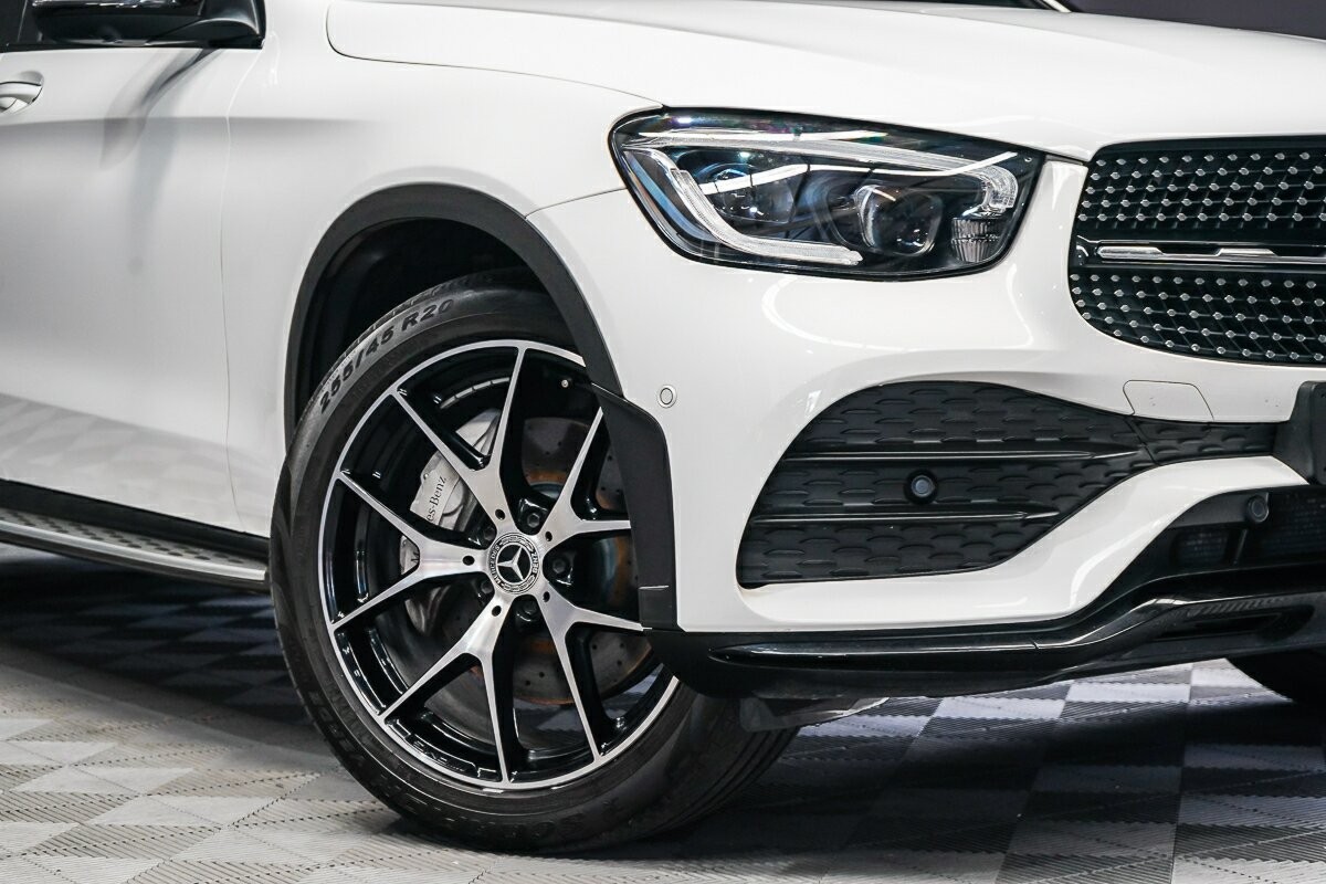 Mercedes Benz Glc-class image 2