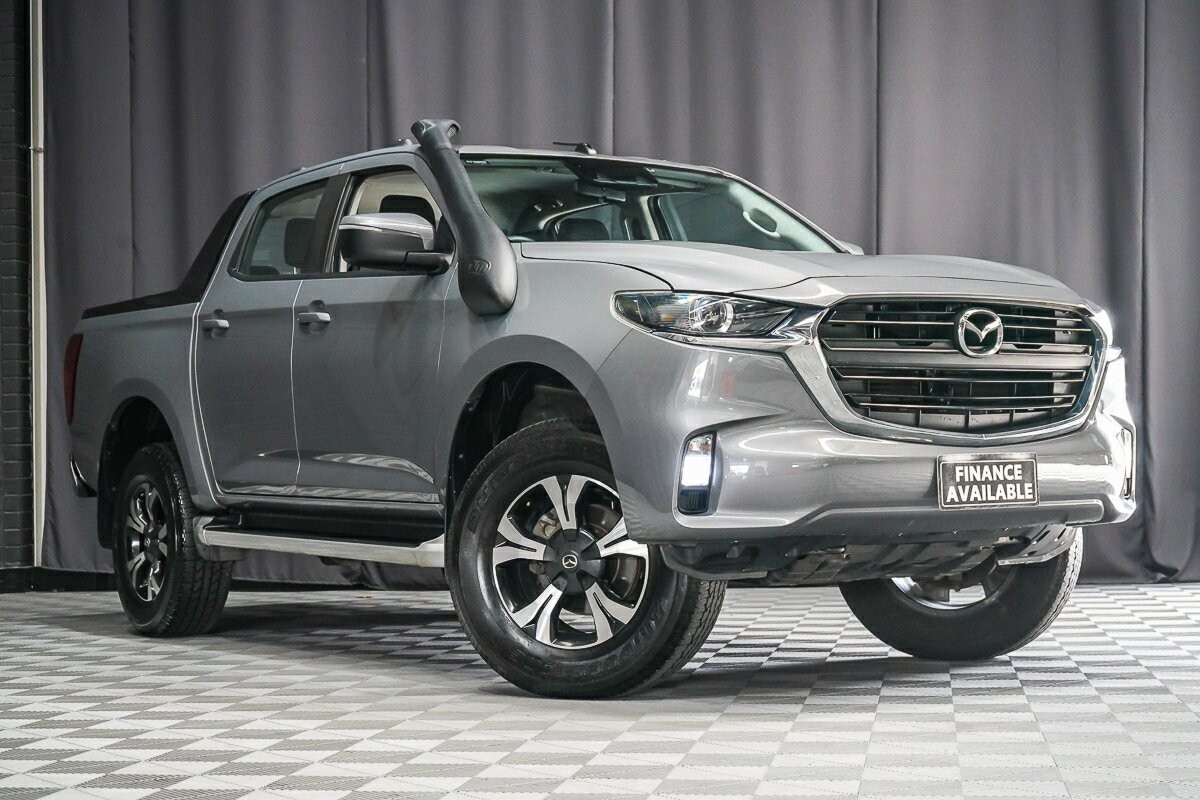Mazda Bt-50 image 1