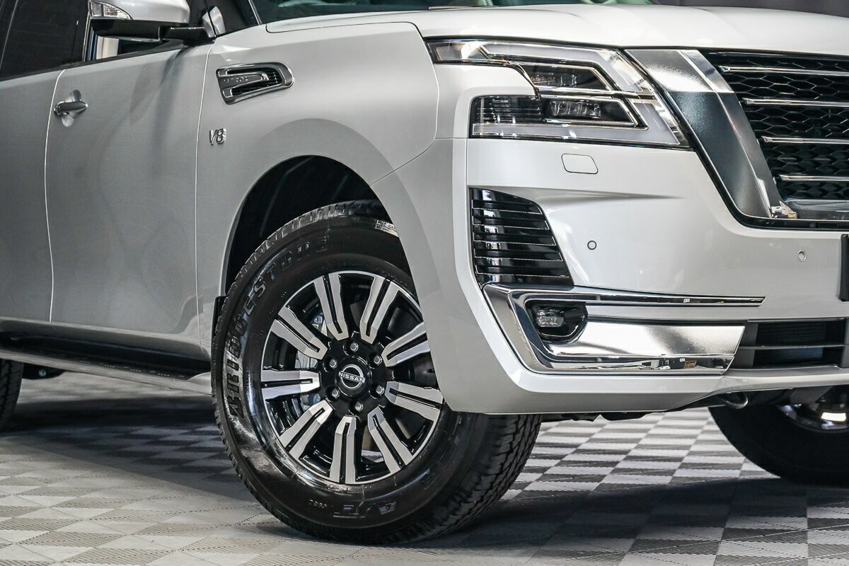 Nissan Patrol image 2