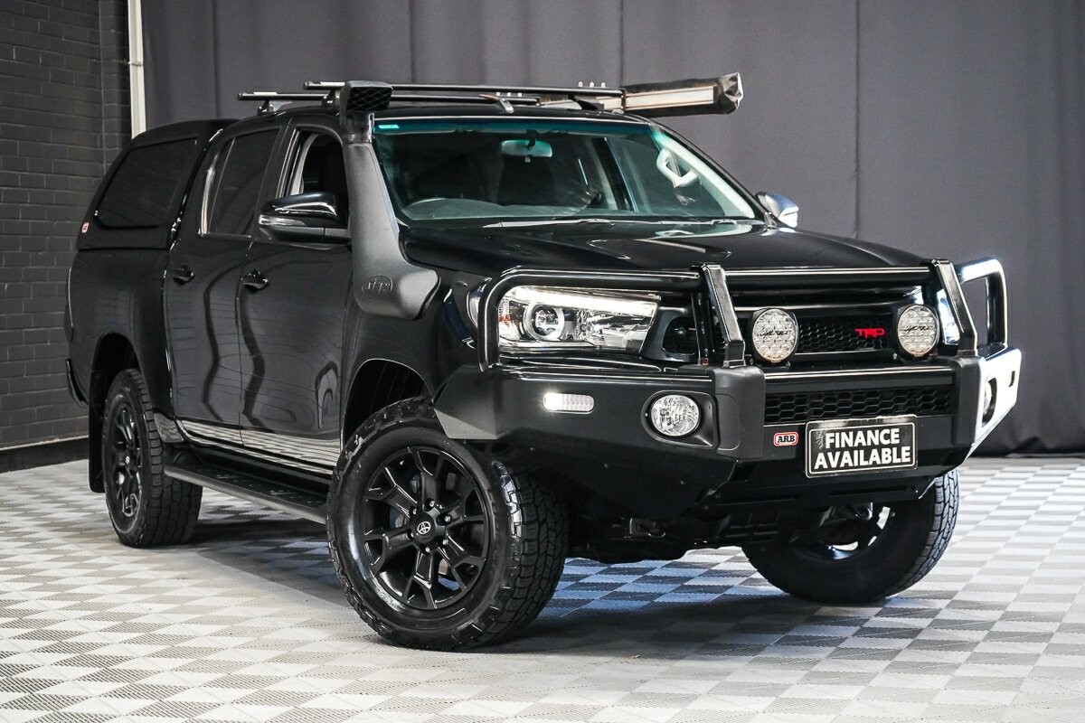 Toyota Hilux image 1