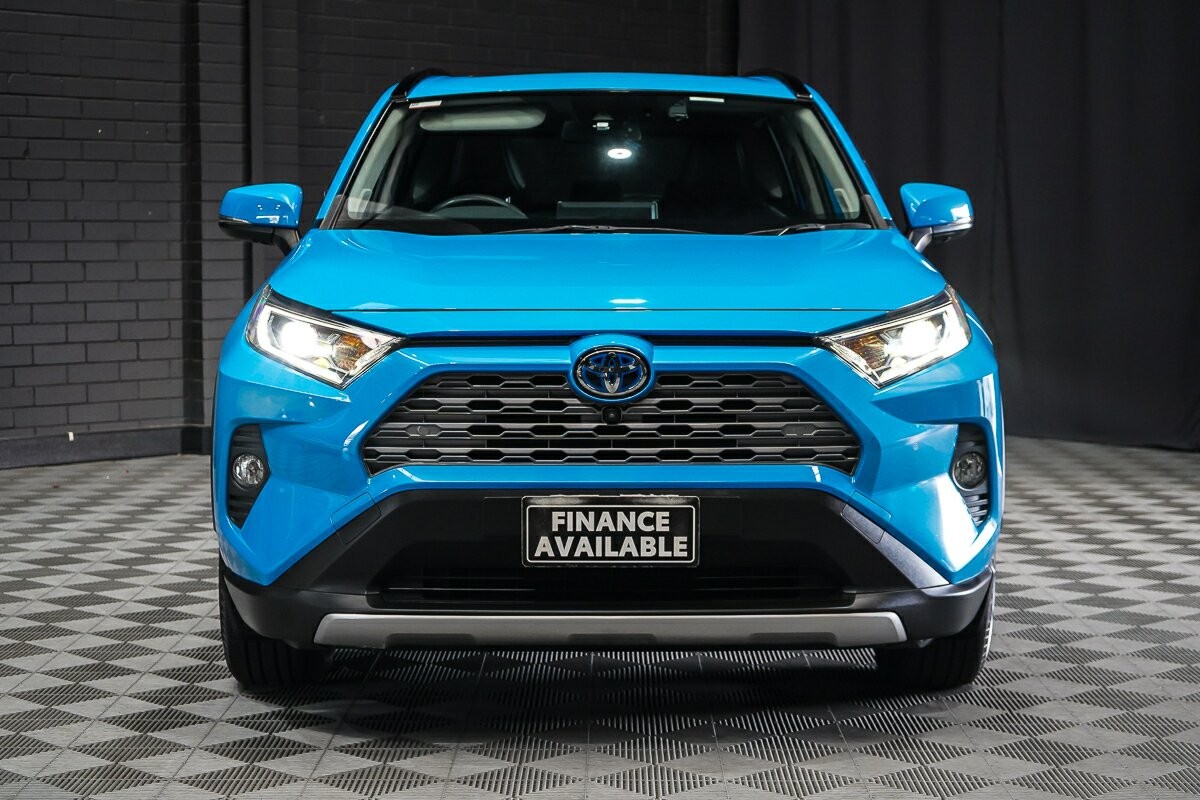 Toyota Rav4 image 3