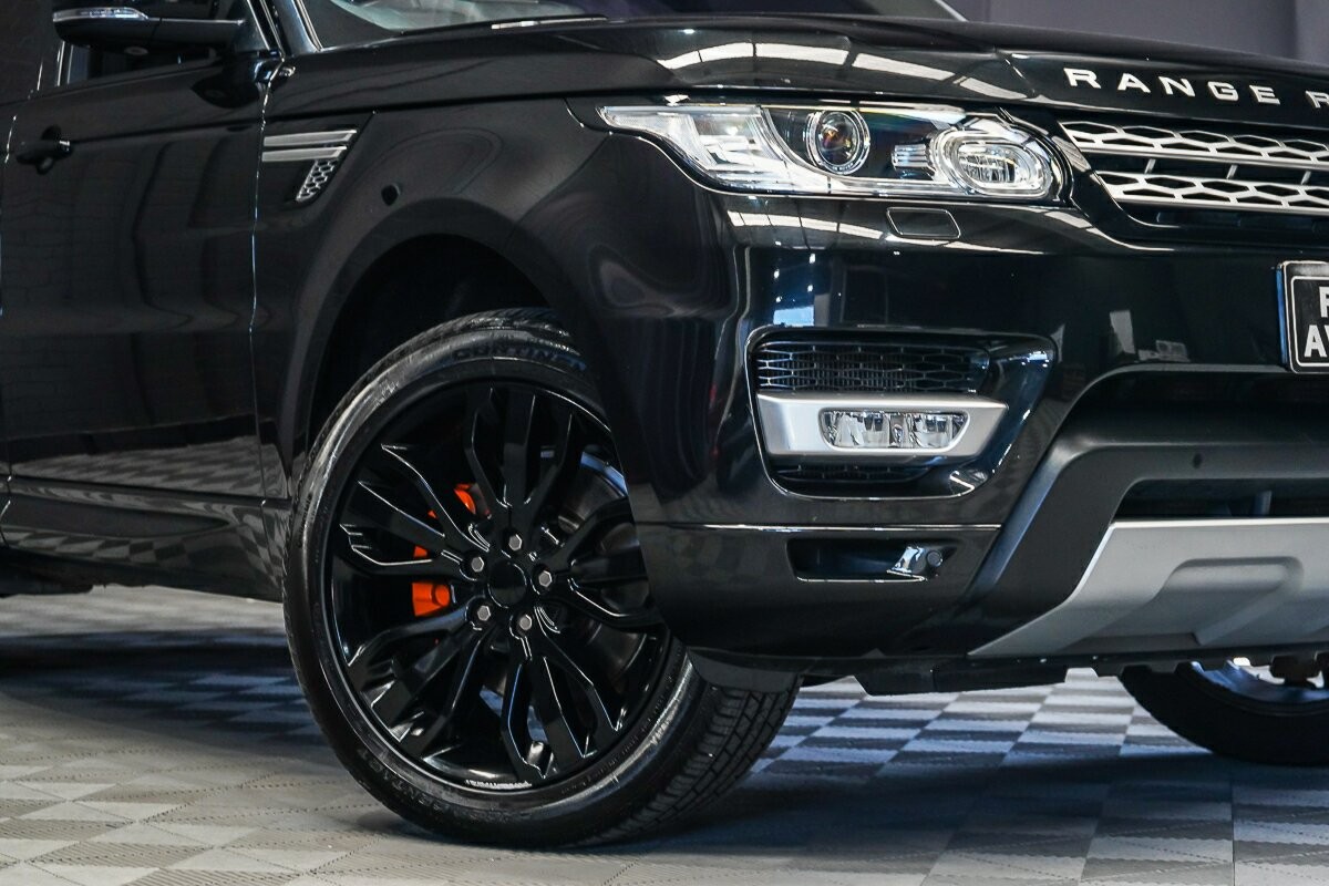 Land Rover Range Rover Sport image 2