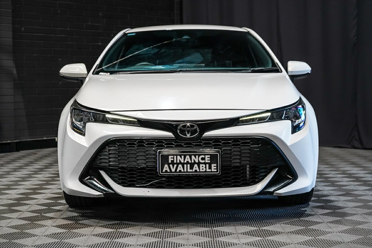 Toyota Corolla image 3