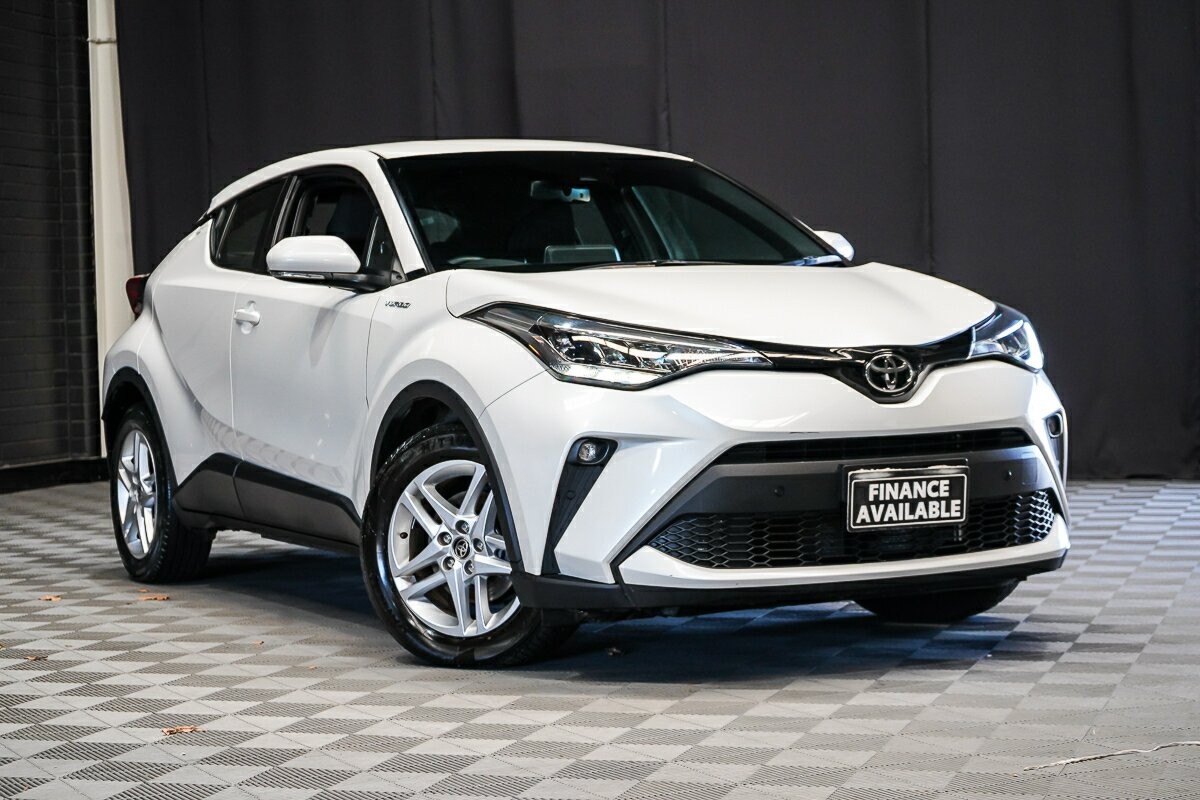 Toyota C-hr image 1