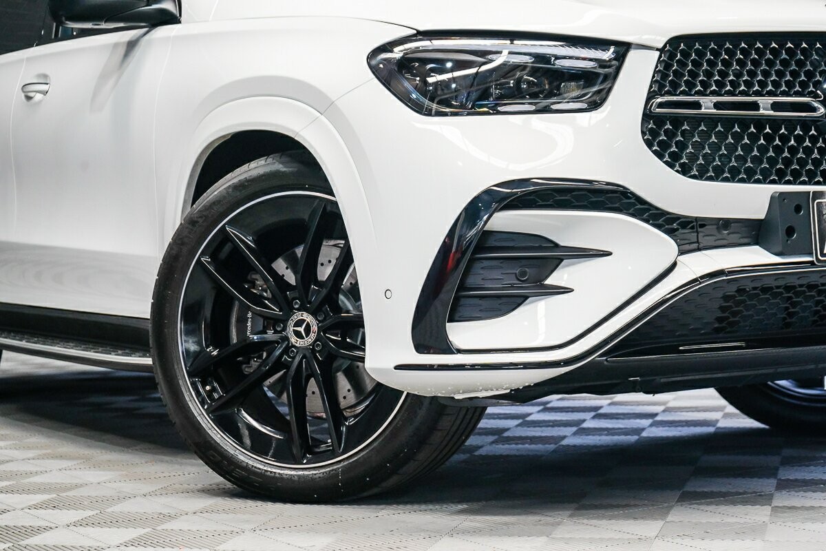 Mercedes Benz Gle-class image 2