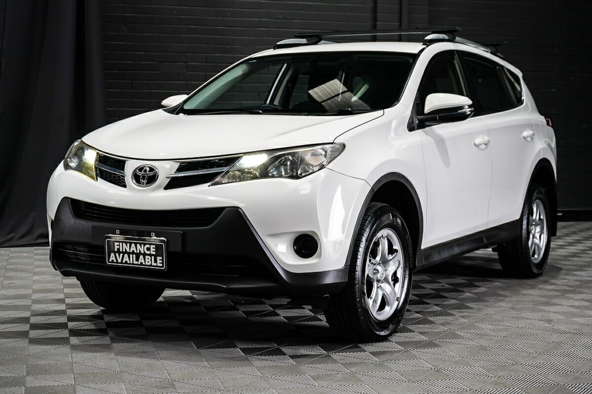 Toyota Rav4 image 4