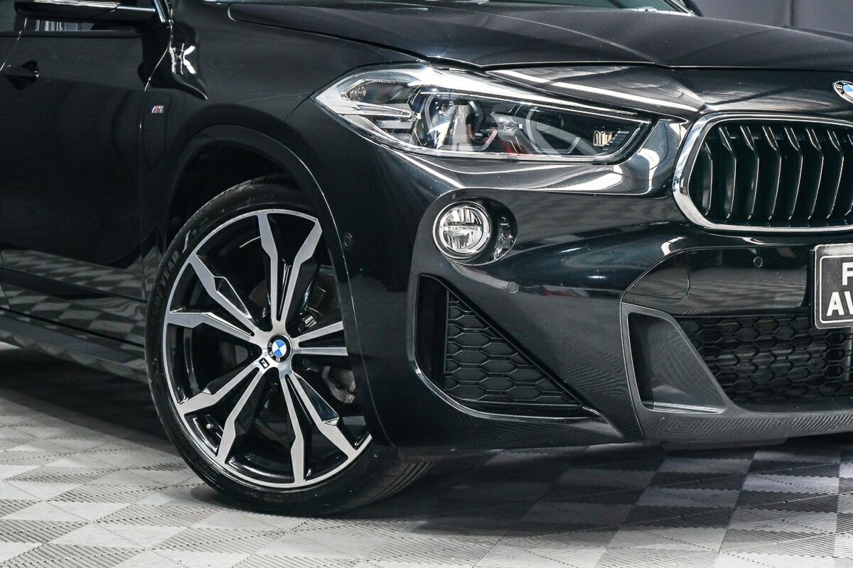 BMW X2 image 2