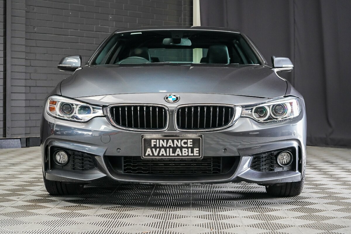 BMW 4 Series image 3