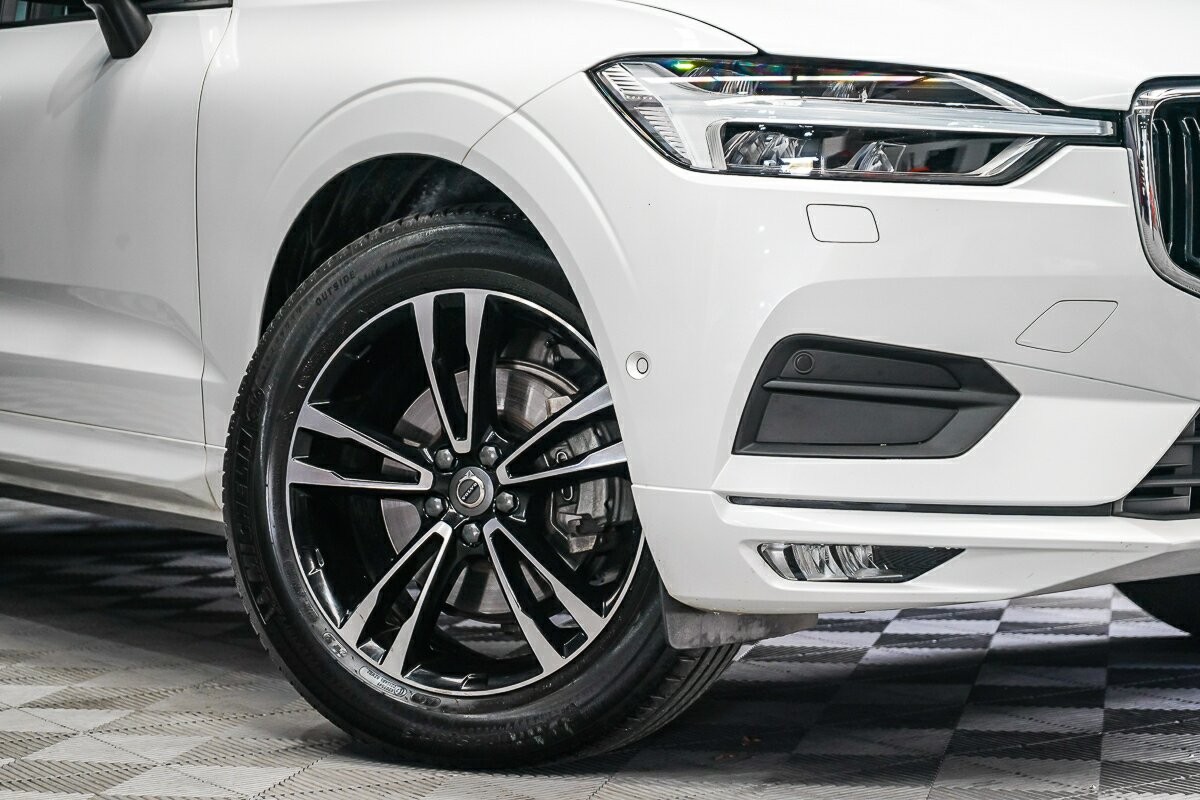 Volvo Xc60 image 2