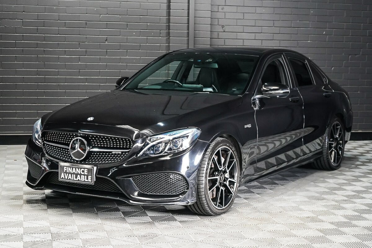 Mercedes Benz C-class image 4