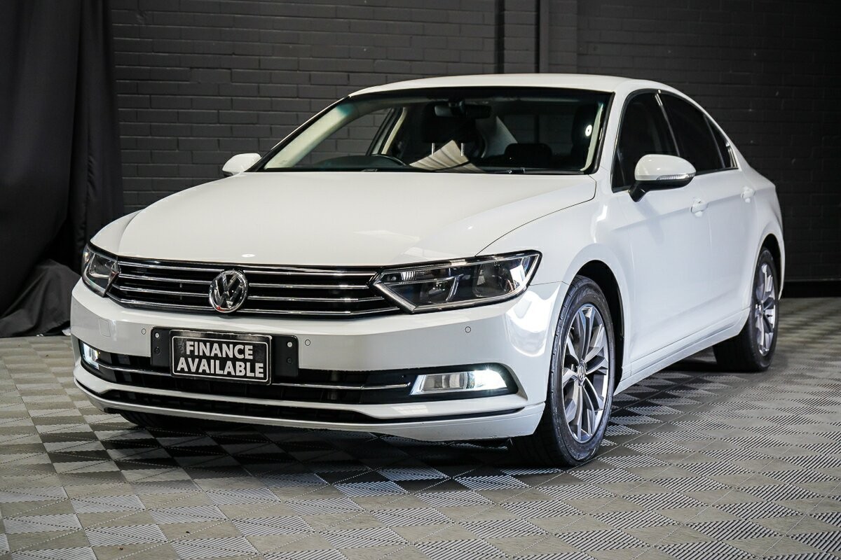 Volkswagen Passat image 4