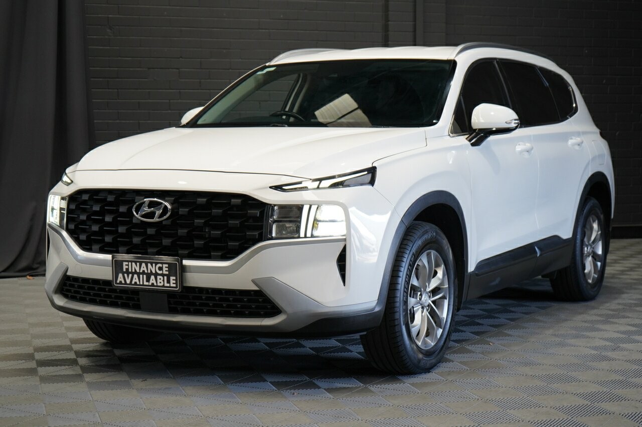 Hyundai Santa Fe image 4