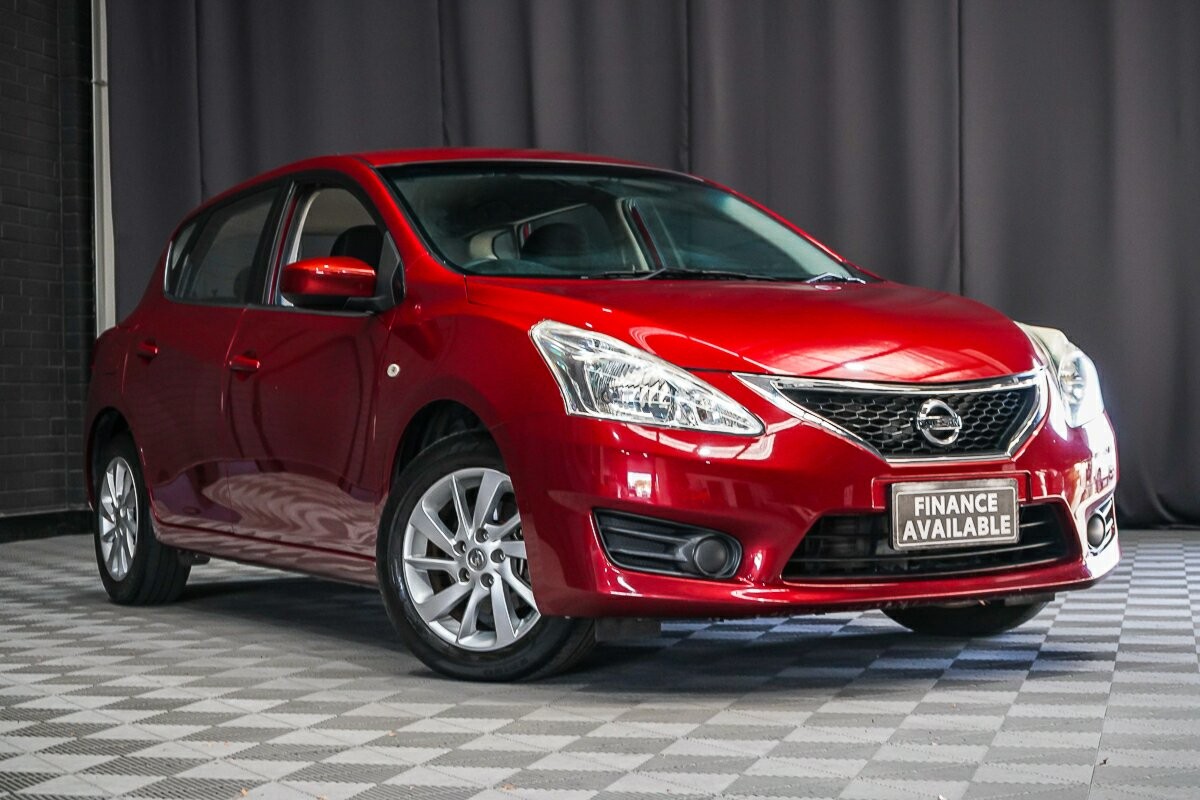 Nissan Pulsar image 1