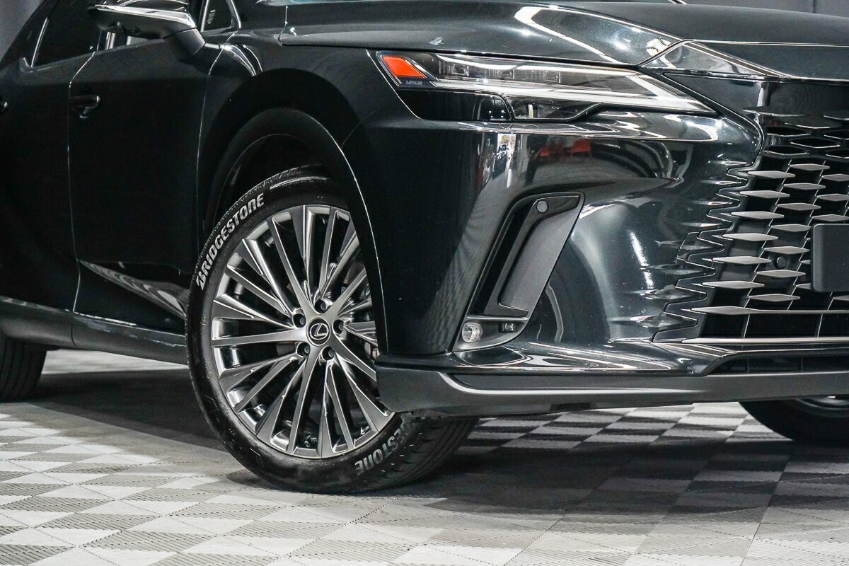 Lexus Rx image 2